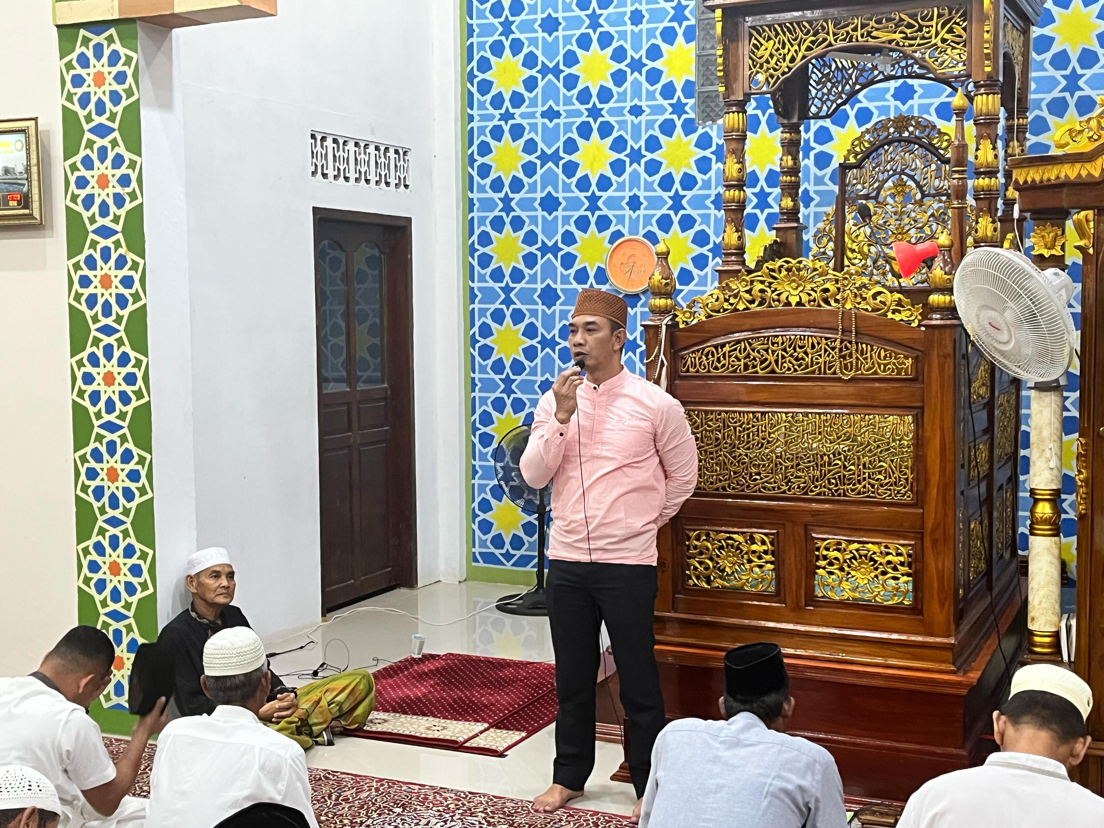 Ramadan Penuh Makna, PLBN Serasan Santuni Anak Yatim Hingga Berbagi Takjil untuk Berbuka Puasa