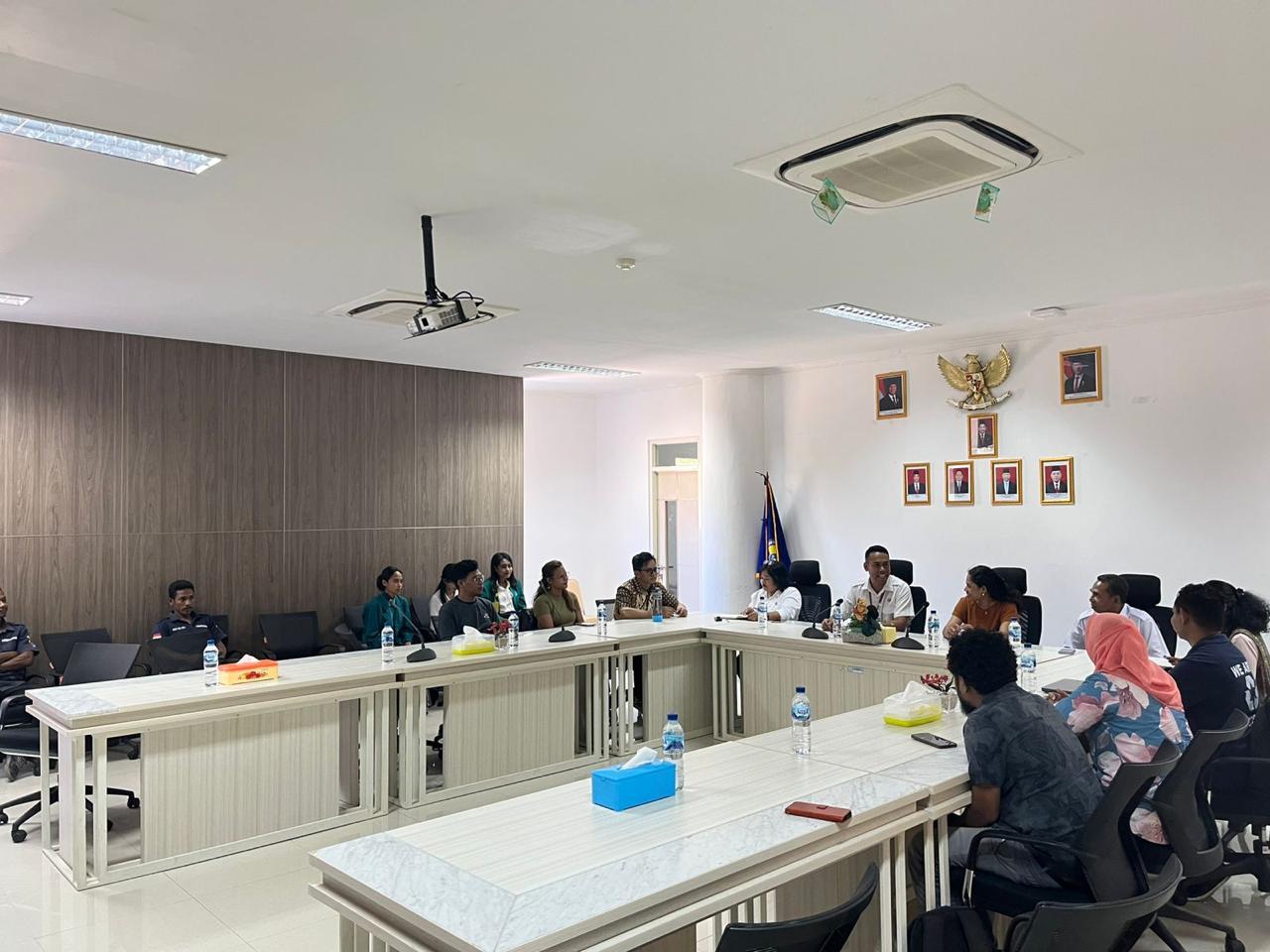 PLBN Wini Gelar Edukasi Pemilahan Sampah dan Rencana Pendirian Bank Sampah di Perbatasan Negara