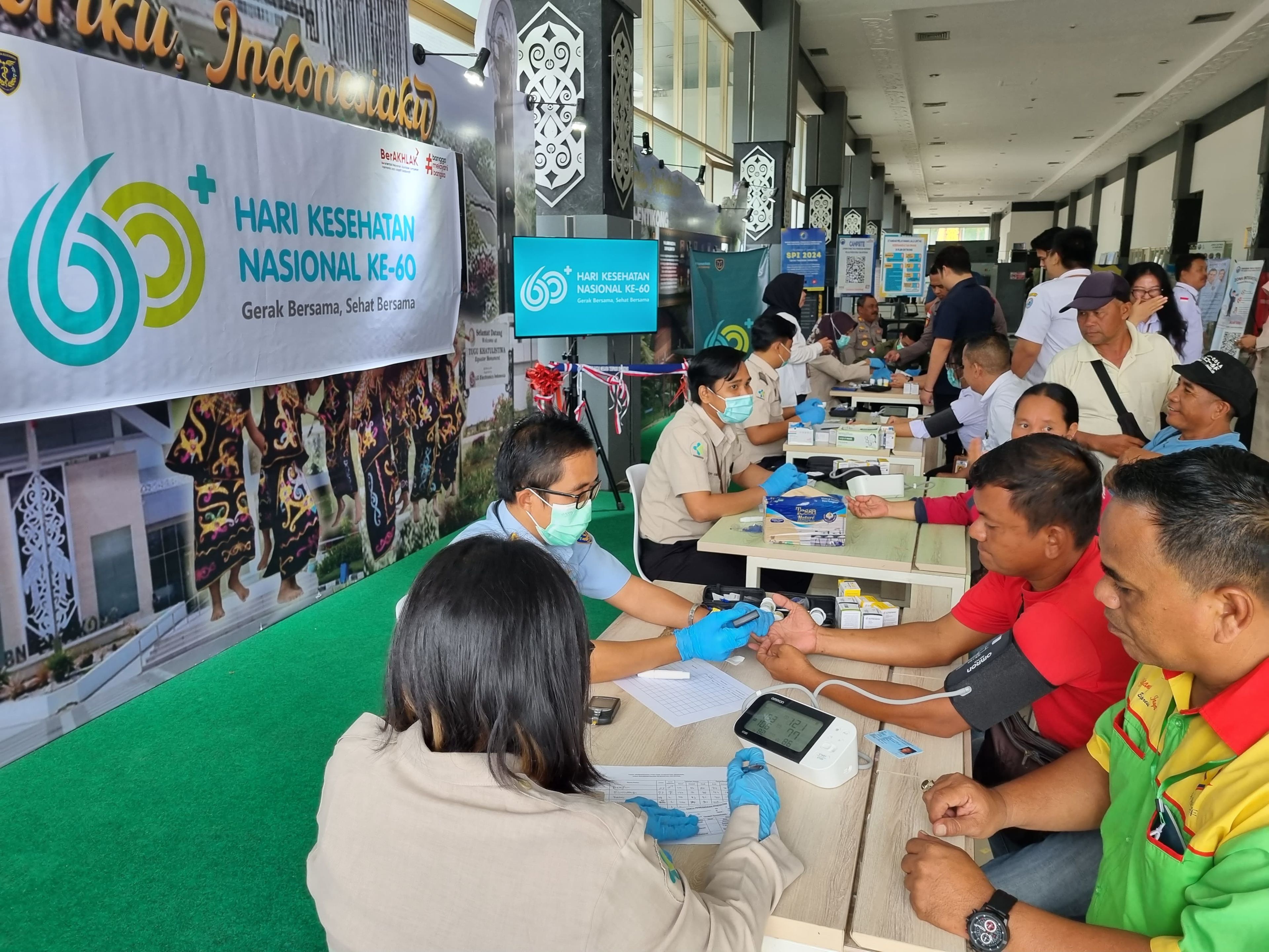 PLBN Entikong Gelar Skrining Kesehatan Gratis untuk Peringati HKN ke-60