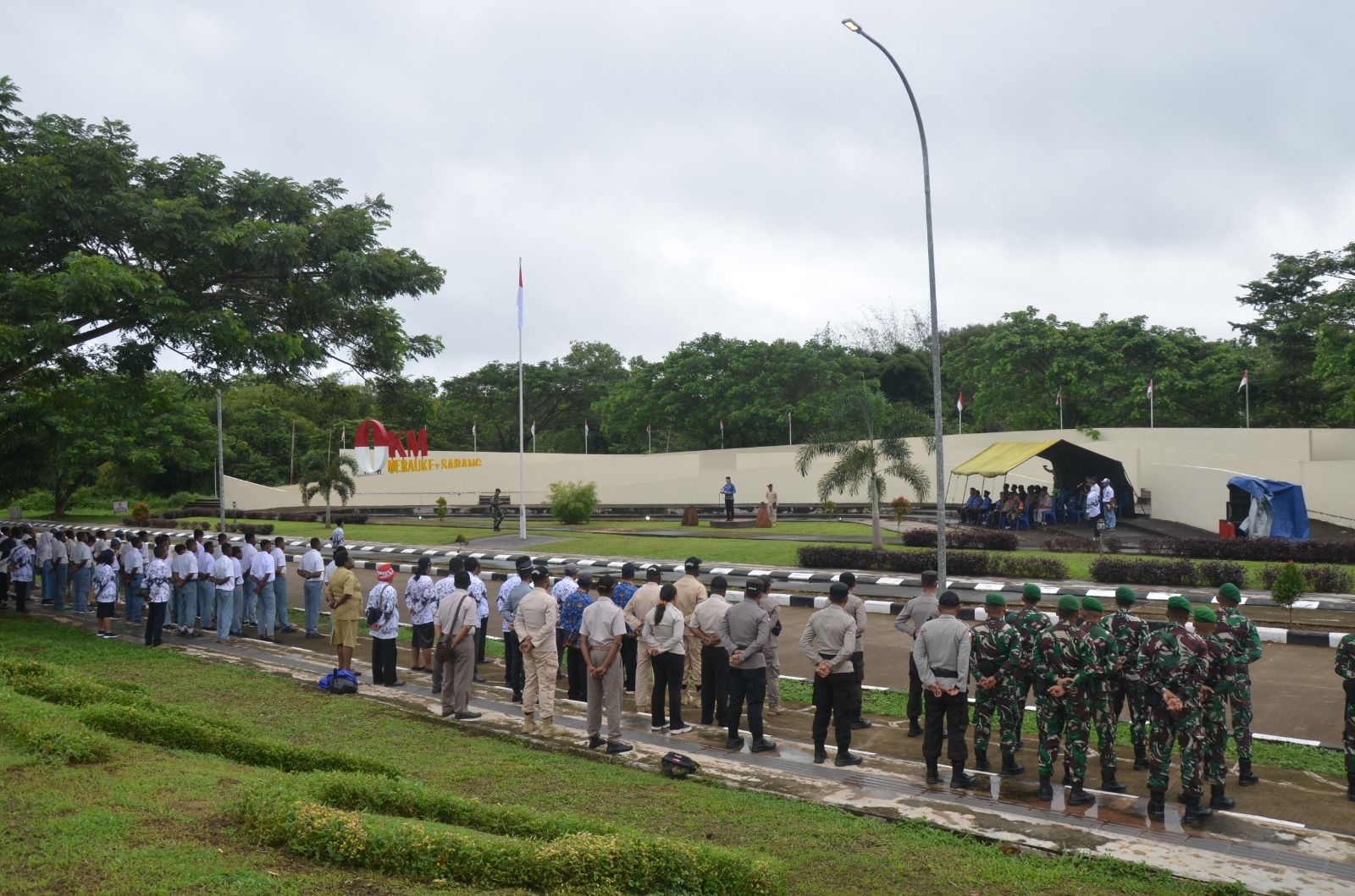 Hardiknas ke-65 di Titik Nol Kilometer PLBN Sota: Lanjutkan Merdeka Belajar, Bangun Wajah Baru Pendidikan Indonesia