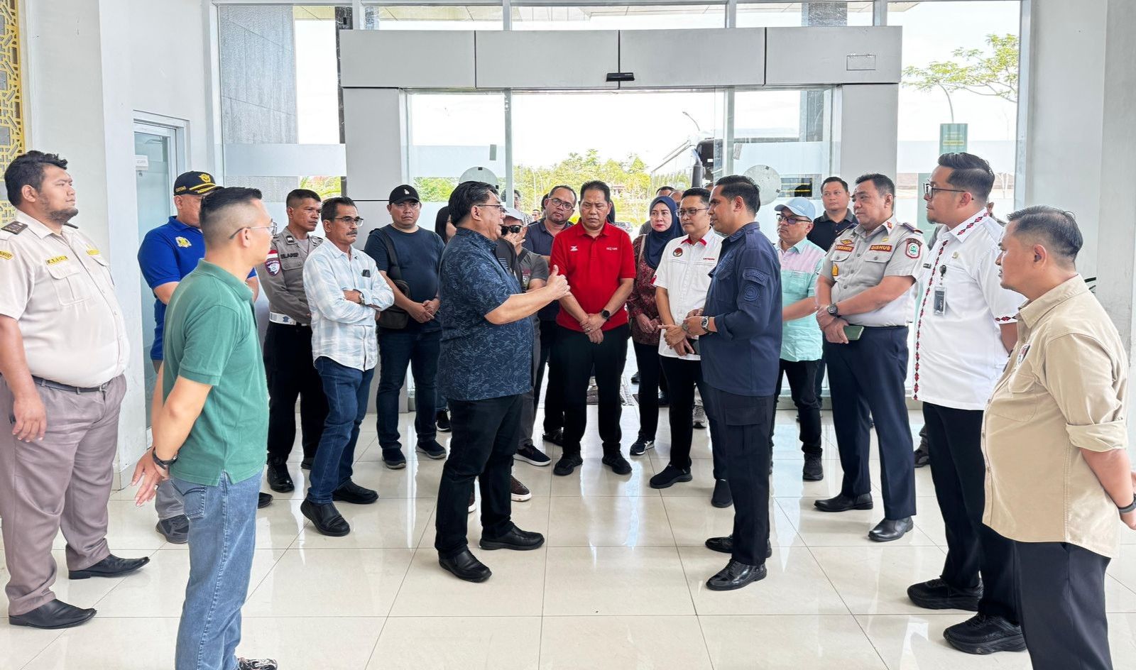 PLBN Badau Terima Kunjungan Delegasi Kementerian Pengangkutan Sarawak, Bahas Operasional Trayek Lintas Negara Putussibau-Kuching