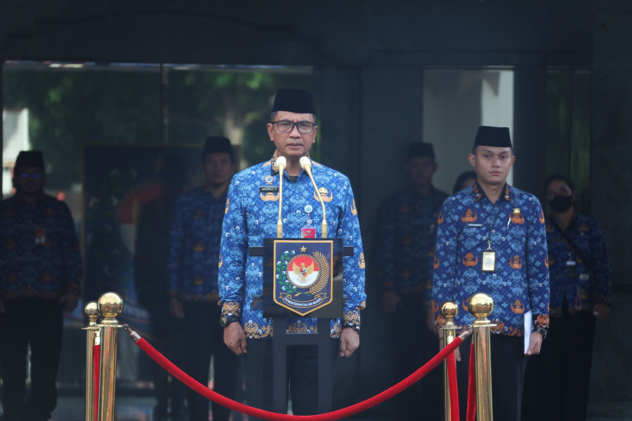 Upacara Hari Bela Negara ke-76 Diselenggarakan di Kemendagri dan PLBN, Plh. Sekretaris BNPP Jadi Irup