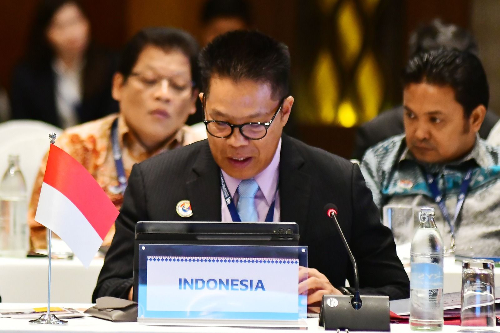 Pentingnya Prestasi dan Arti Batas Negara bagi Indonesia