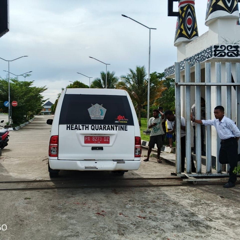 PLBN Skouw Fasilitasi Perlintasan Darurat WNA China, Bukti Dedikasi Pelayanan Kemanusiaan di Lintas Batas Negara