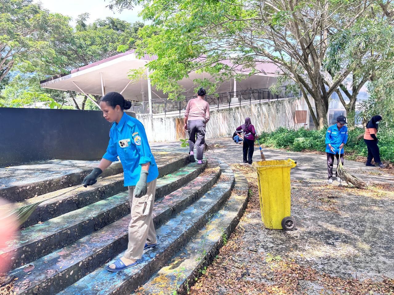 PLBN Skouw Sambut HUT ke-15 BNPP RI dengan Gotong Royong Bersihkan Rumah Ibadah dan Intake Air